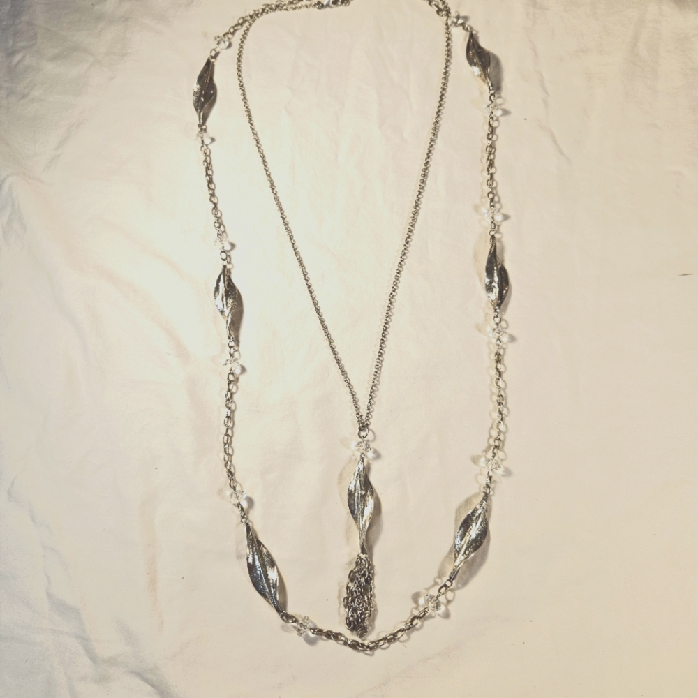 Premier Designs Silver Toned Necklaces with Organic Design Clear Glass Beads